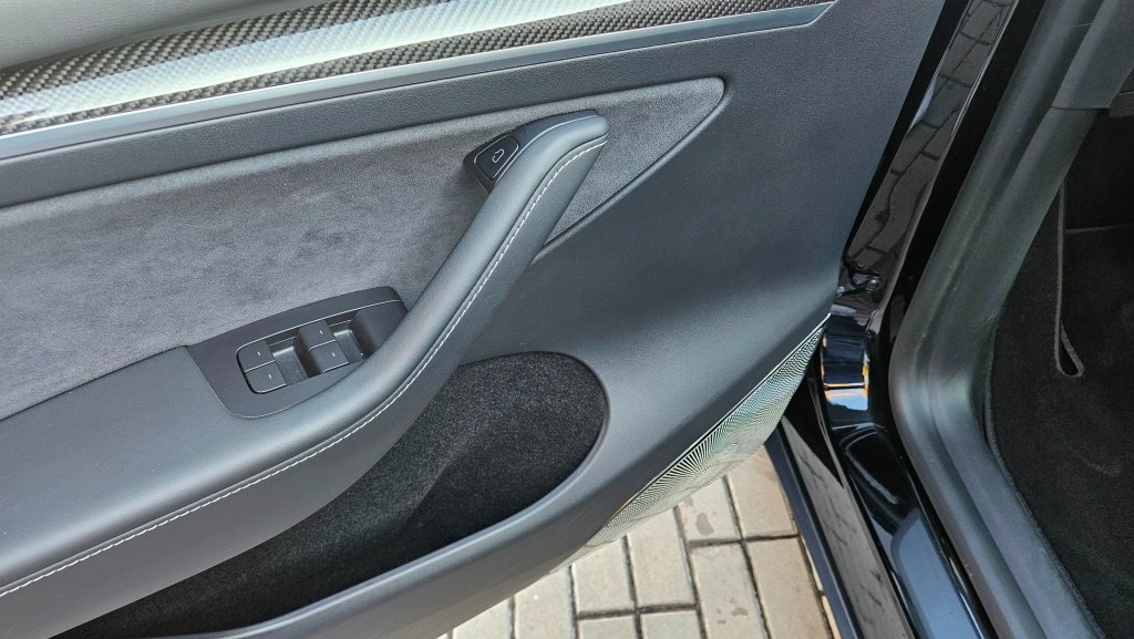 Tesla Model Y Long Range AWD SoH 90% - 5