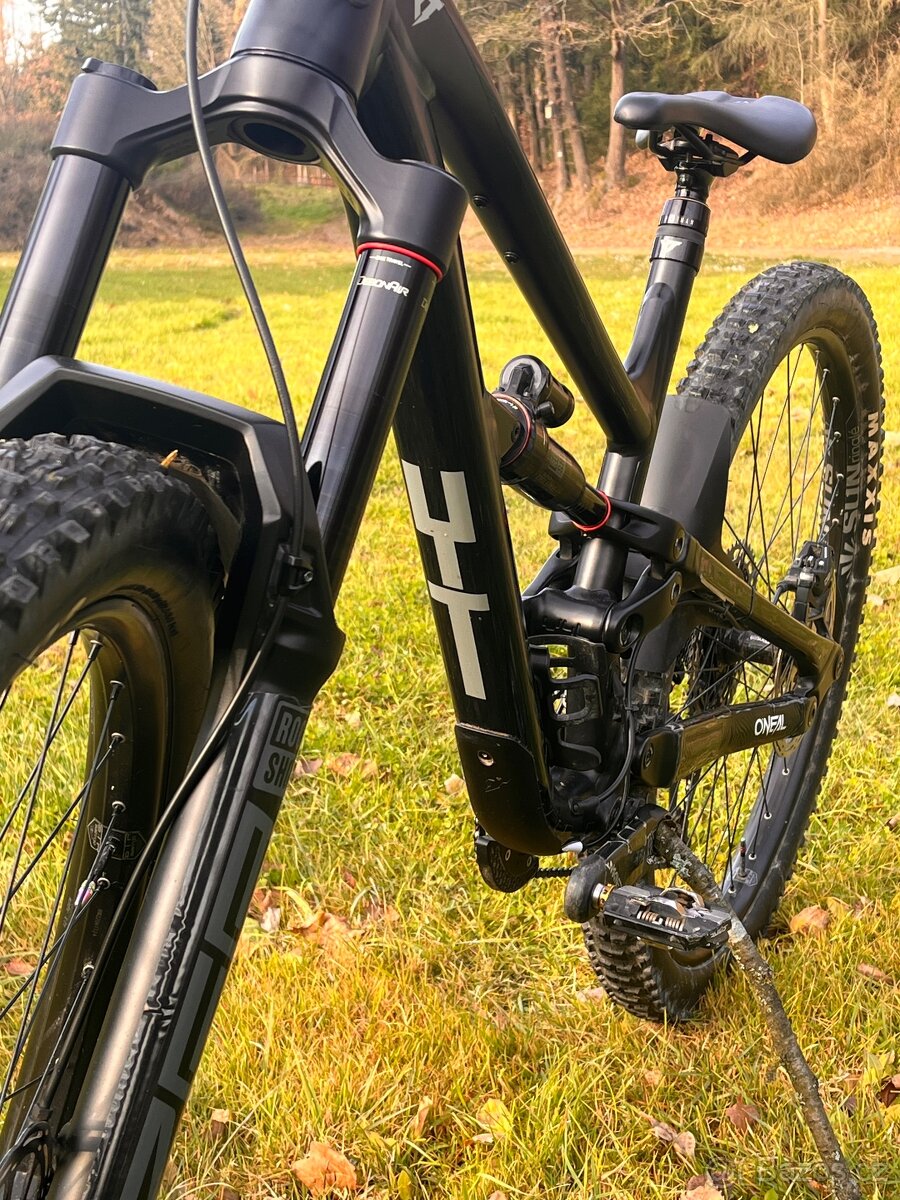 Celoodpružené kolo Yt Capra 2024 - 5