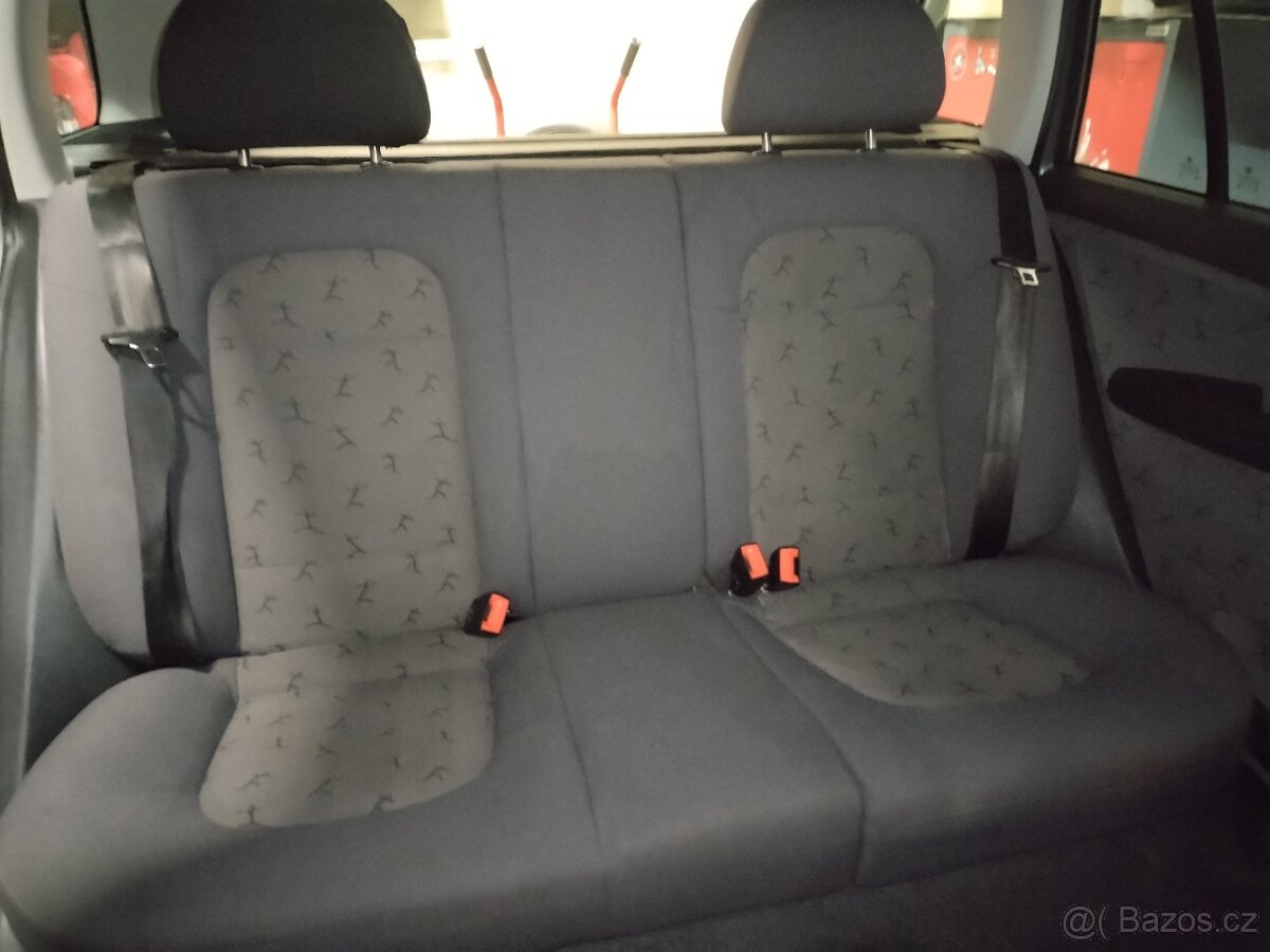Sedačky Škoda Fabia 1 - 5