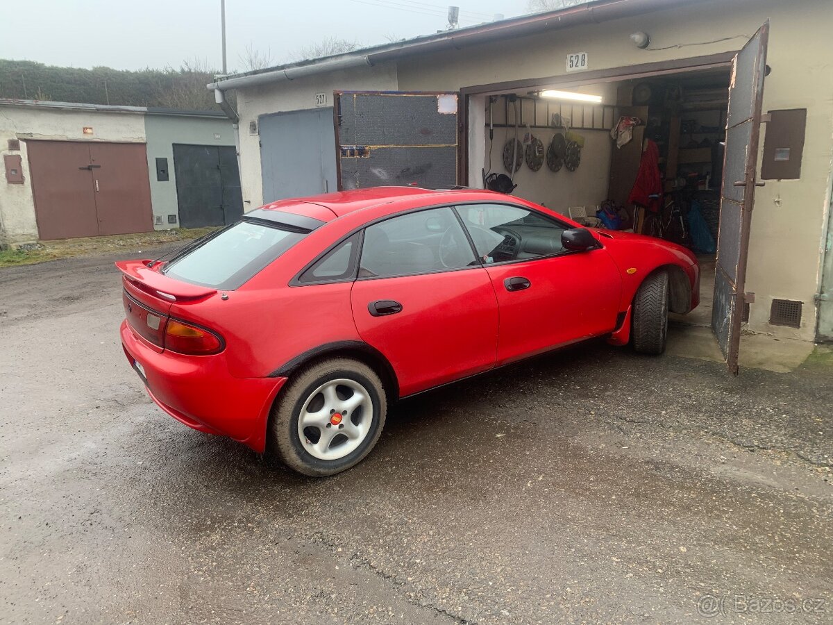 Prodám vyměním Mazdu 323F REZERVACE - 5