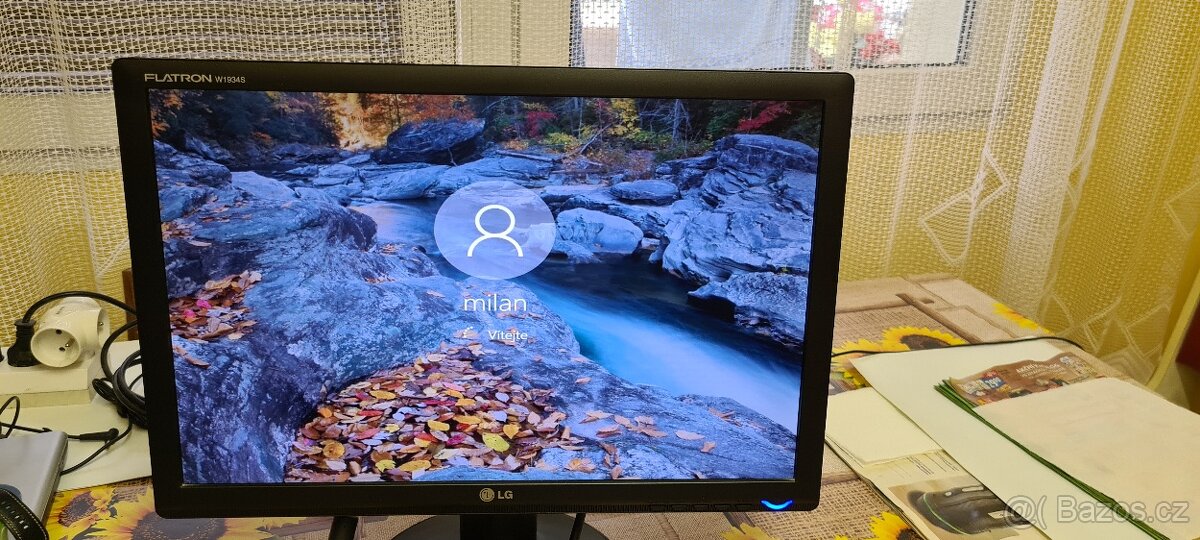 LG Flatron W1934S - 5