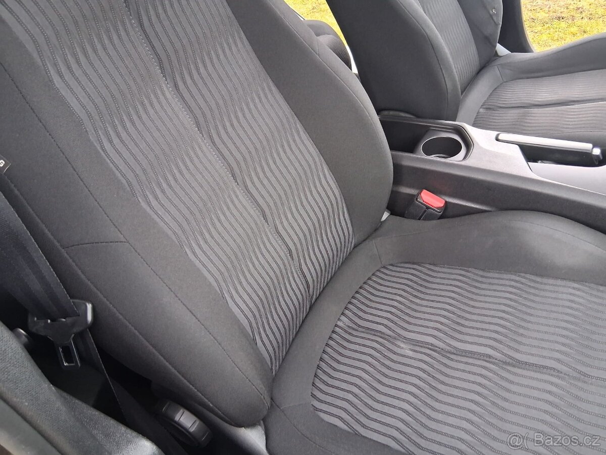 Peugeot 308 1,6 HDi - 5