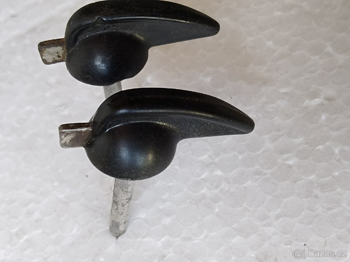 Jawa pérák, kývačka půlbuben - 5