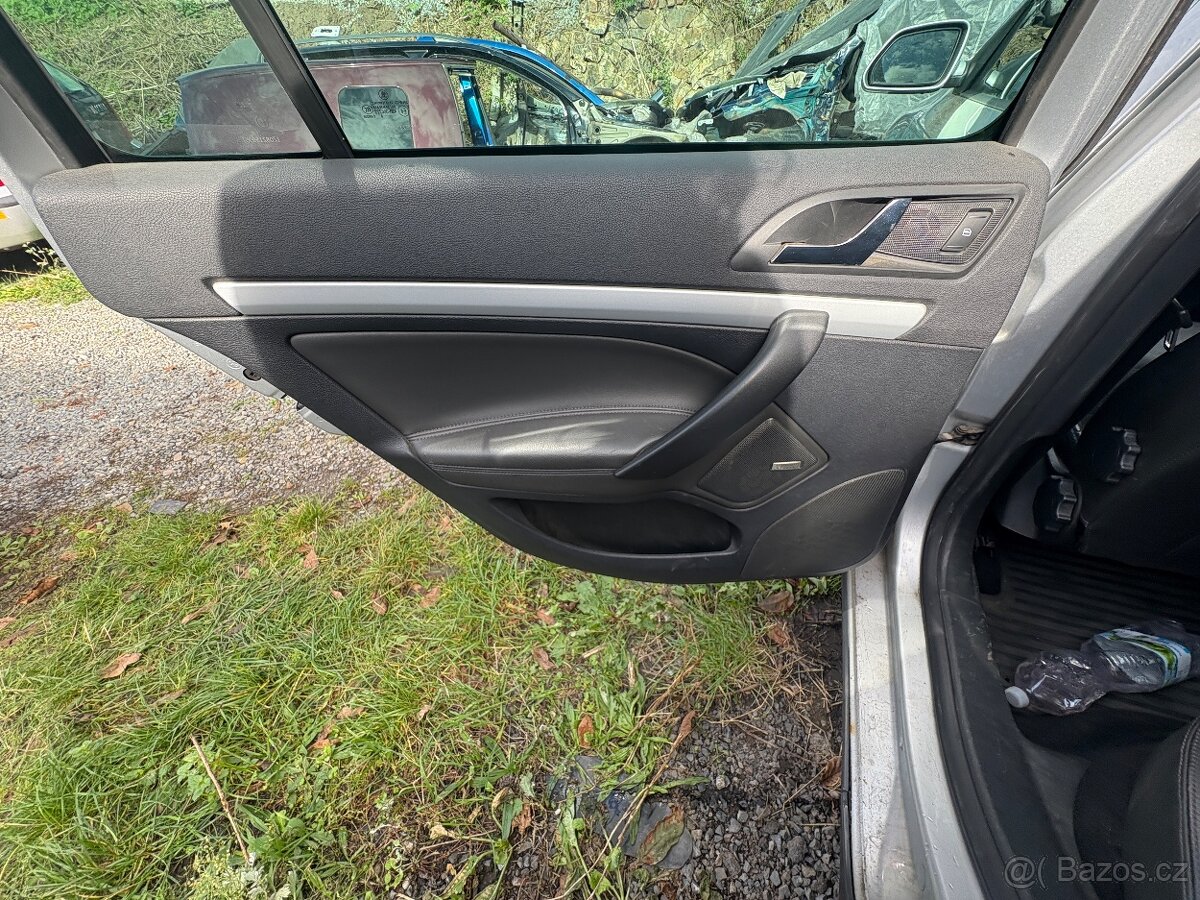 Sedačky Octavia 2 - 5