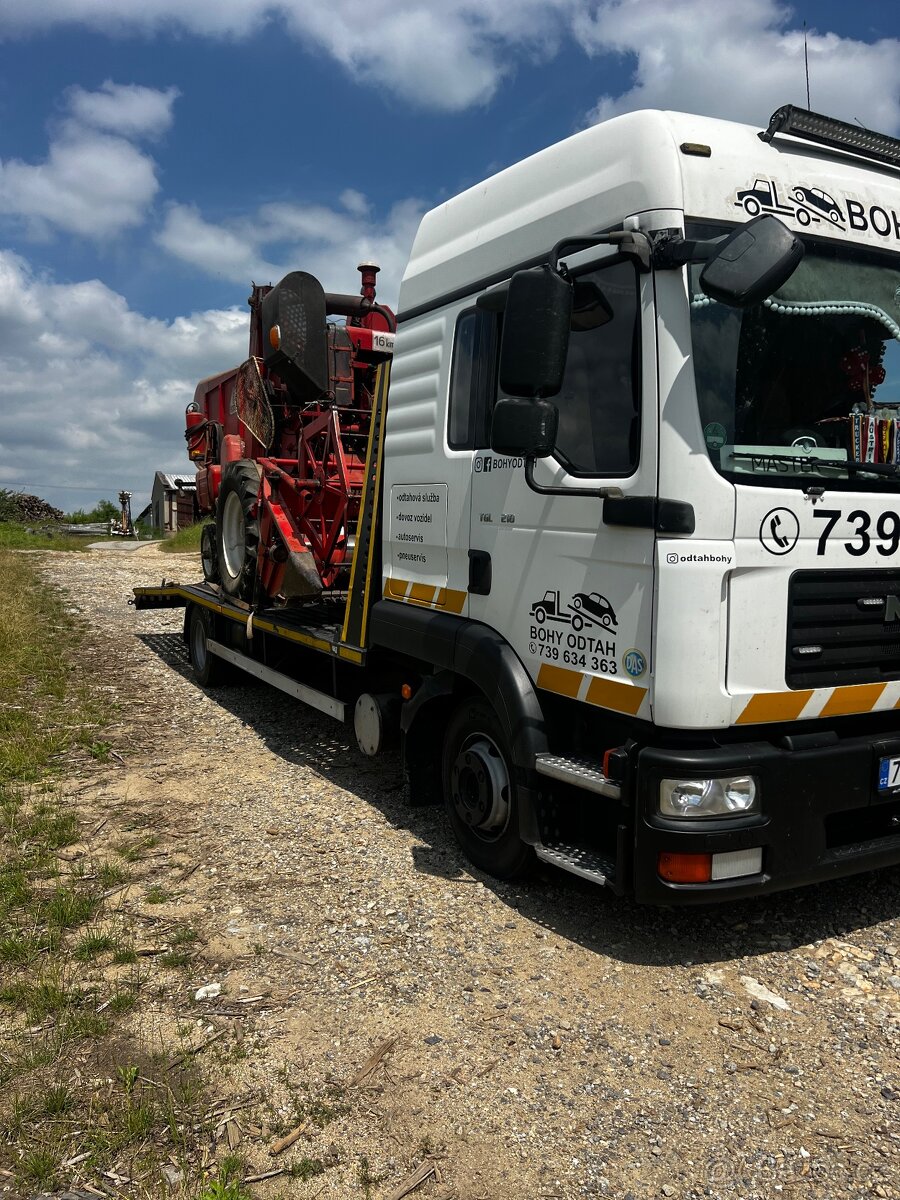 Odtah zemědělské techniky nadměrný náklad - 5