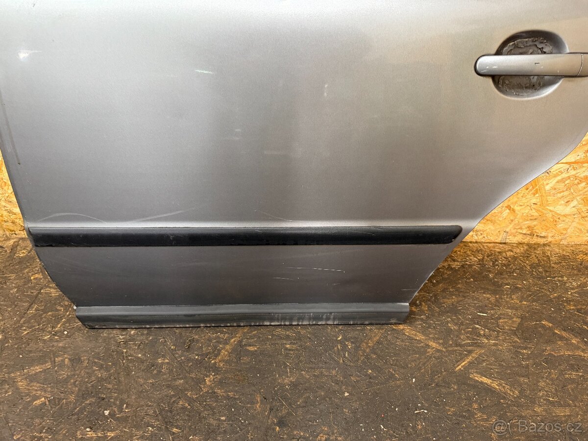 LEVÉ ZADNÍ DVEŘE VW PASSAT B5.5 SEDAN - 5