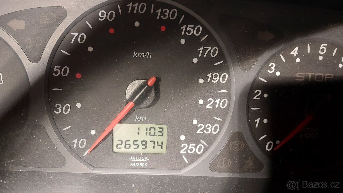 Havarovaný citroen c5 2.0hdi - 5