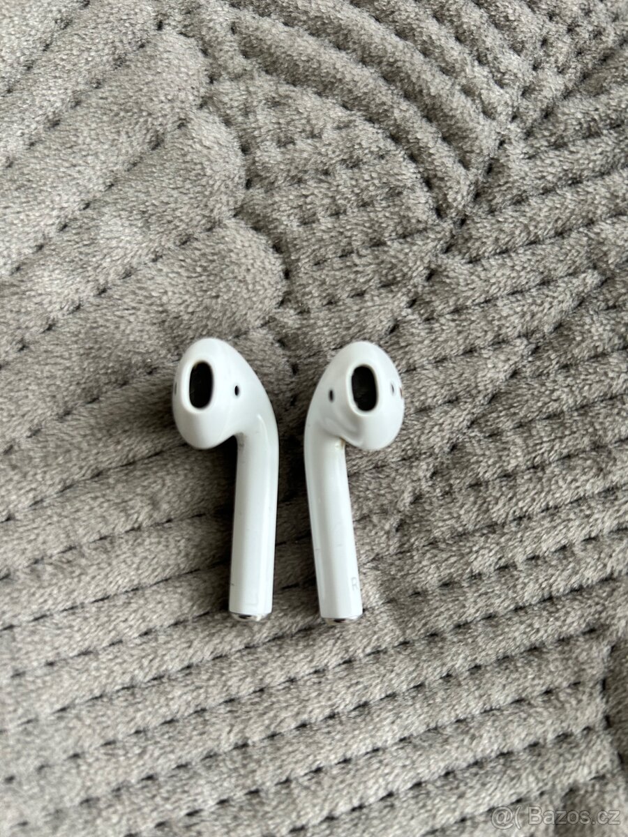 Sluchátka AirPods 2 - 5