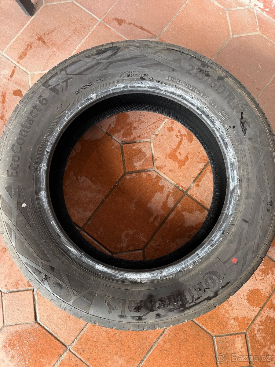 Continental 215/60 R17 - 5