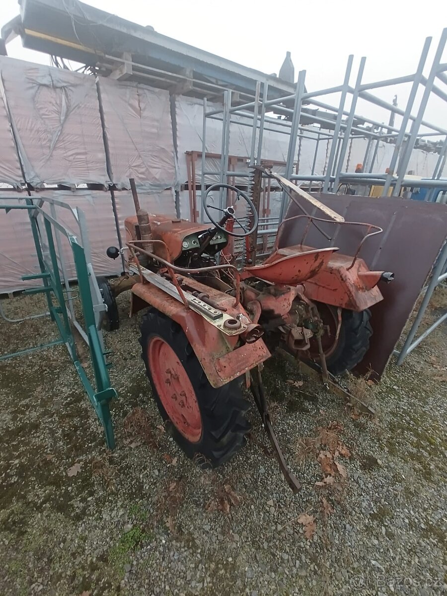 Traktor Güldner - 5