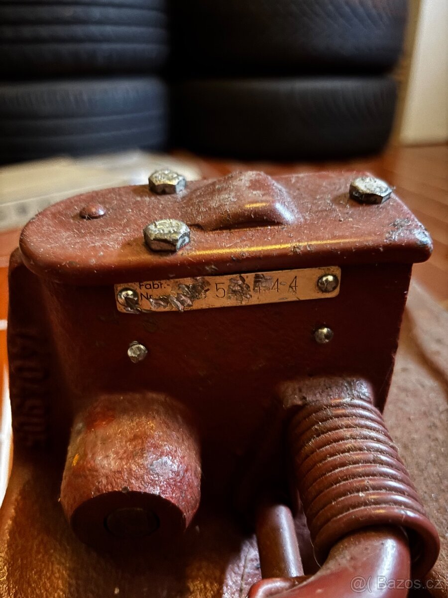 Automatický závěs Zetor - 5
