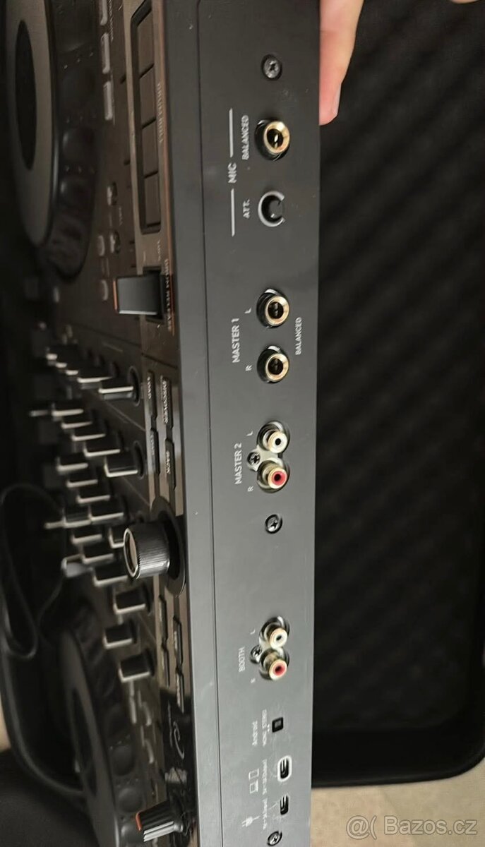 Pioneer / AlphaTheta DDJ GRV6 - 5