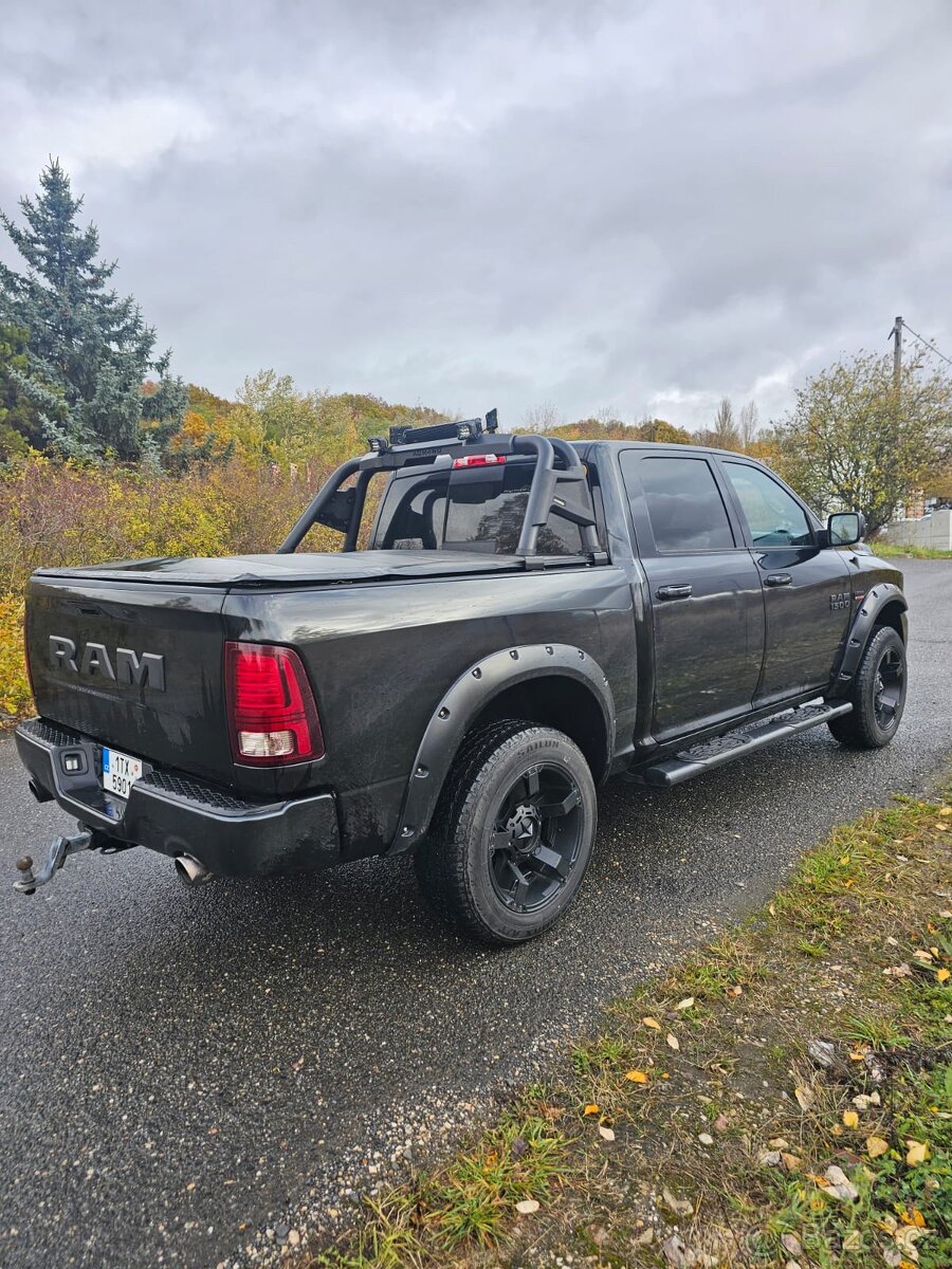 DODGE RAM 1500 5,7 Sport