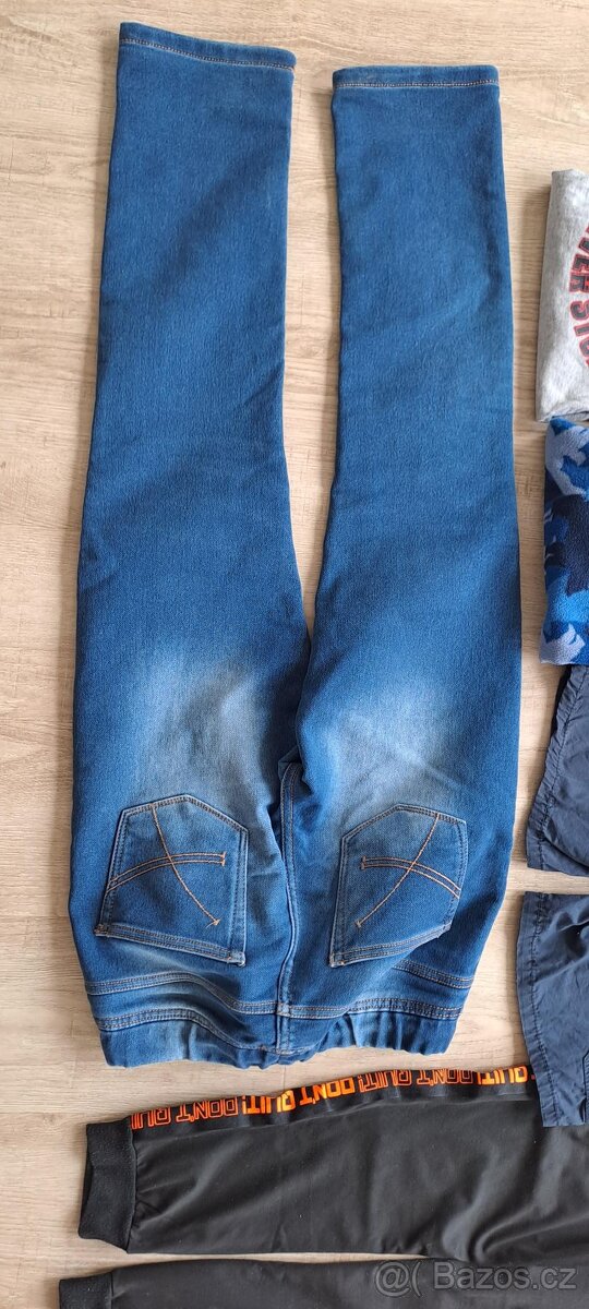 Balík kluk 152-158 džíny,kalhoty sport,kraťasy,trička,7 ks - 5