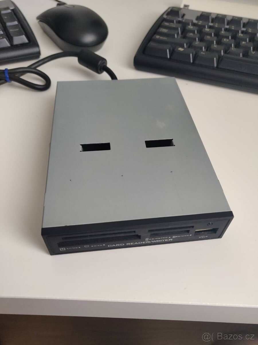 Přední panely - čtečky SD karet - 5
