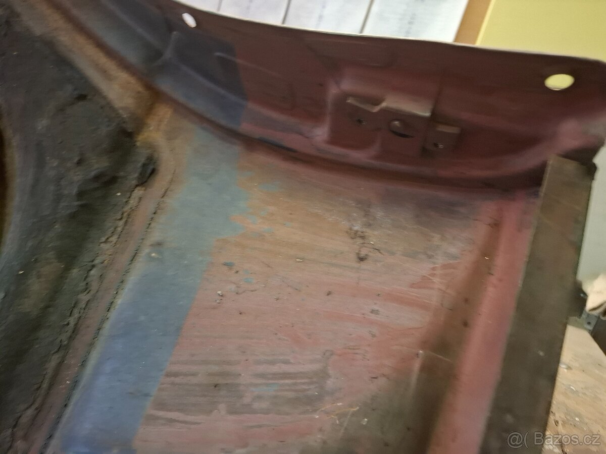 Pravý zadní blatník Škoda 1000MB 1964 - 1966 žábrový - 5