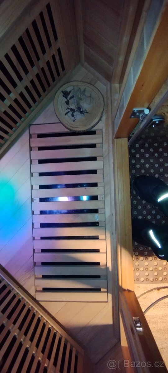Infrasauna pro 4 osoby(možný odvoz k vám) - 5