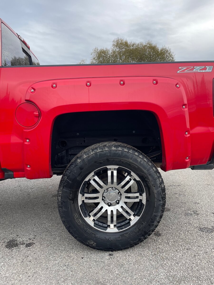 CHEVROLET SILVERADO CREW CAB - 2017 - 4x4 - 5.3 VORTEC - 5