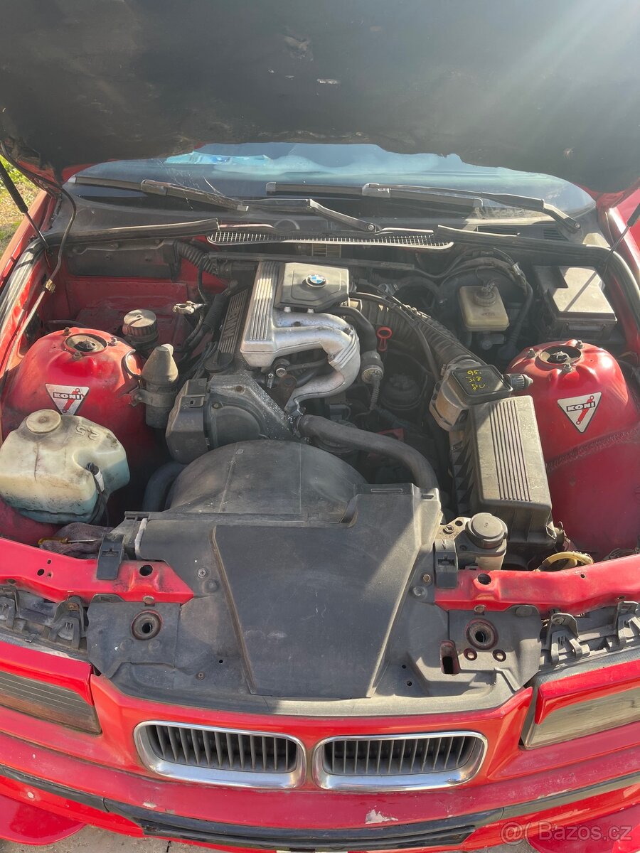 Prodám BMW E36 318i - 5
