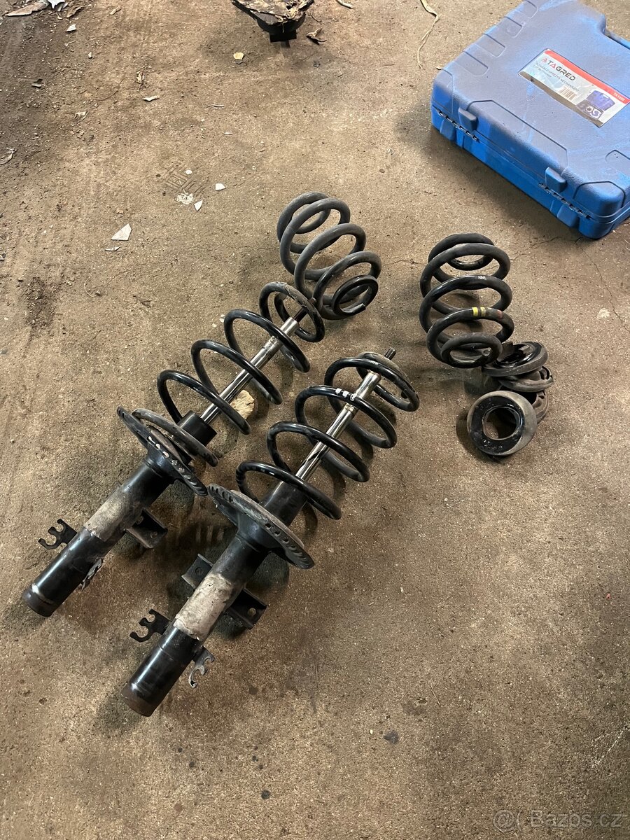 VW T5 podvozek tlumiče pružiny - 5