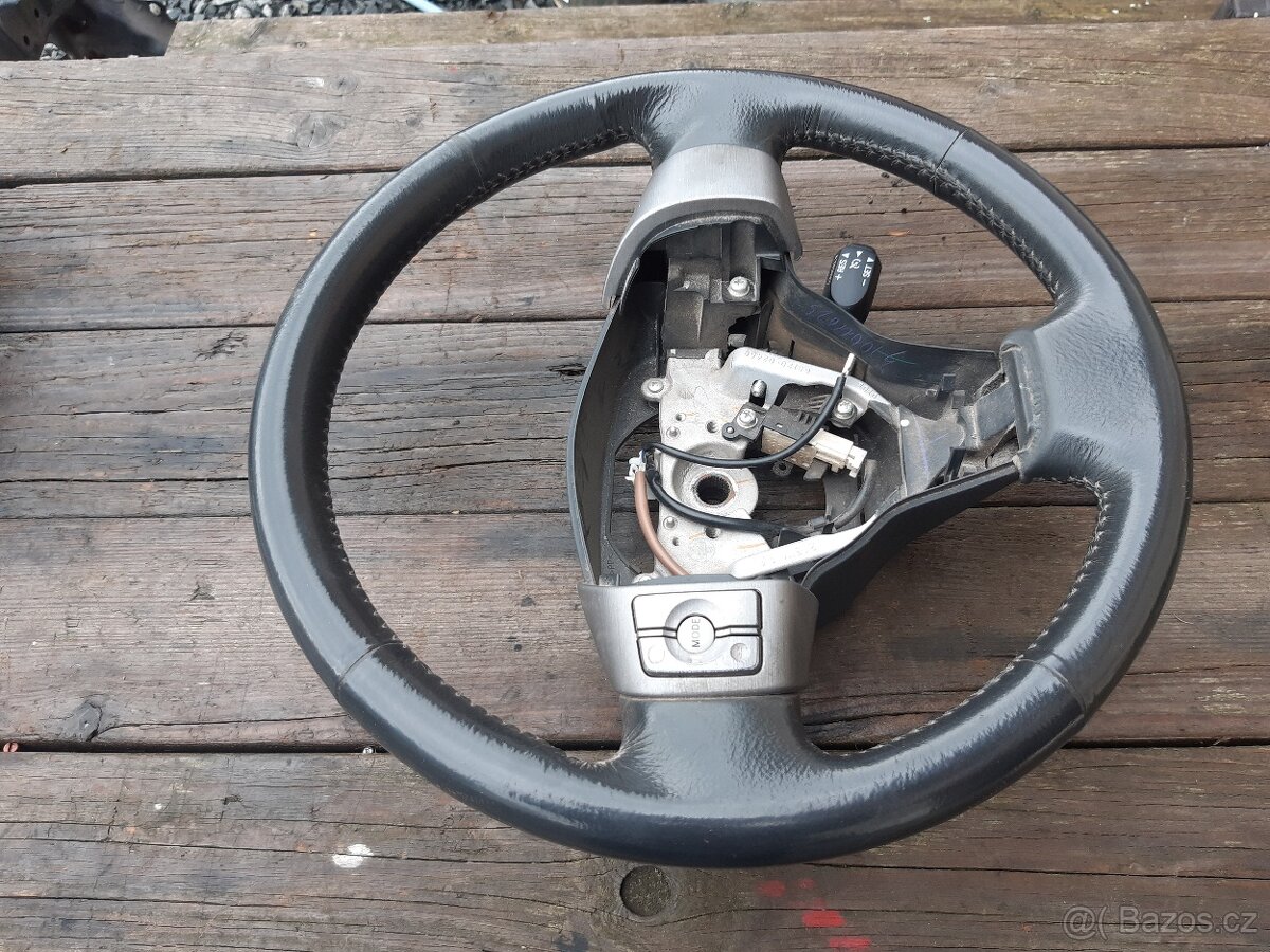 Toyota Rav volant - 5