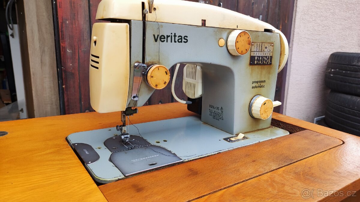 Starý šicí stroj Veritas za odvoz - 5