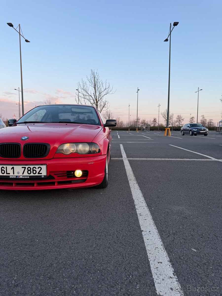 BMW E46 323CI - 5