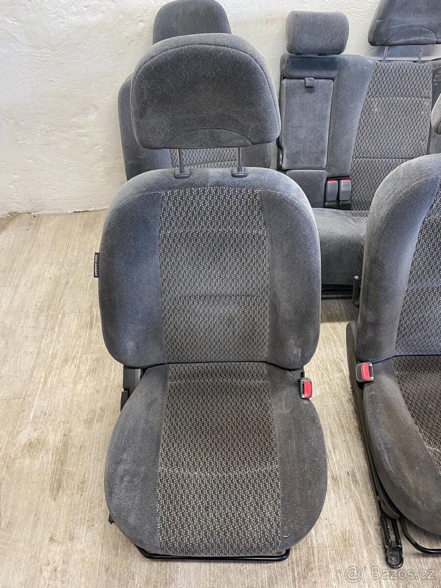 HYUNDAI SANTE FE I 2000-2006 - SEDAČKY - 5