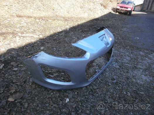 Prodám přední nárazník a kapotu na Peugeot 308 - 5
