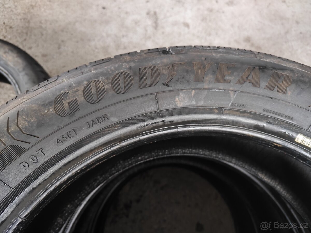 Pneu 205/55 r17 letní Goodyear - 5