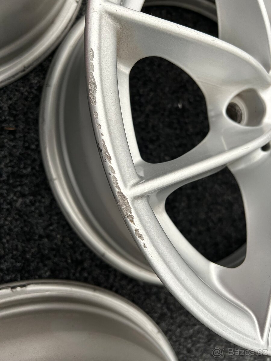 alu kola BMW E90 5x120 R16 - 5