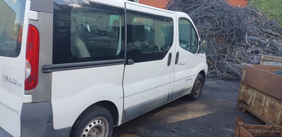 Prodám díly z Renault Trafic - 5