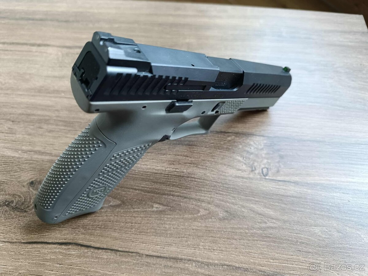 Pistole CZ P-10 F + set příslušenství - 5