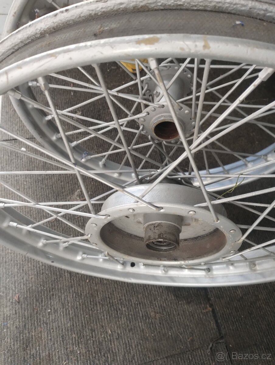 Kola - Jawa pérák - 5