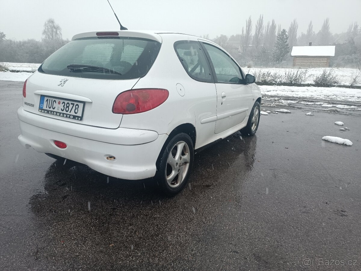 Prodám Peugeot 206 AUTOMAT - 5