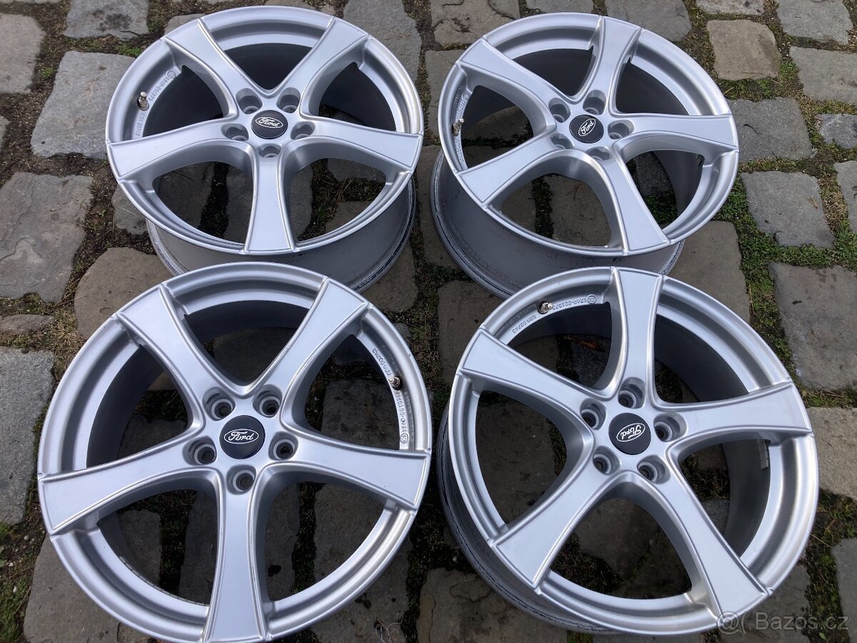 Alu disky FORD KUGA 2008-2019 18" - 5x108 - ET52,5 - 63,4mm - 5