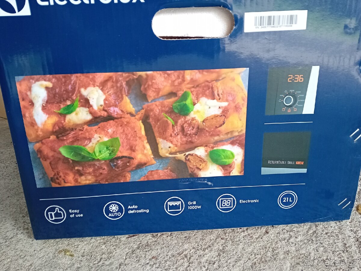 Mikrovlnka Electrolux EMS21400S i grilovani - 5