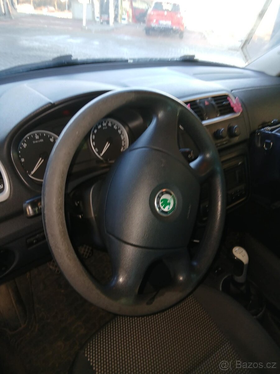 Prodám nebo vyměním roomster scout - 5