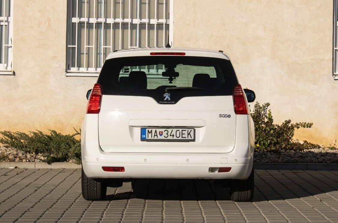 Peugeot 5008 2.0 HDi 110 kW - 5