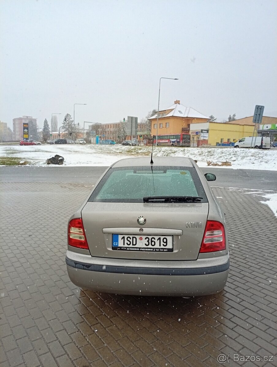 Škoda Octavia 1, 2009 benzín + LPG 1.6 MPI - 5