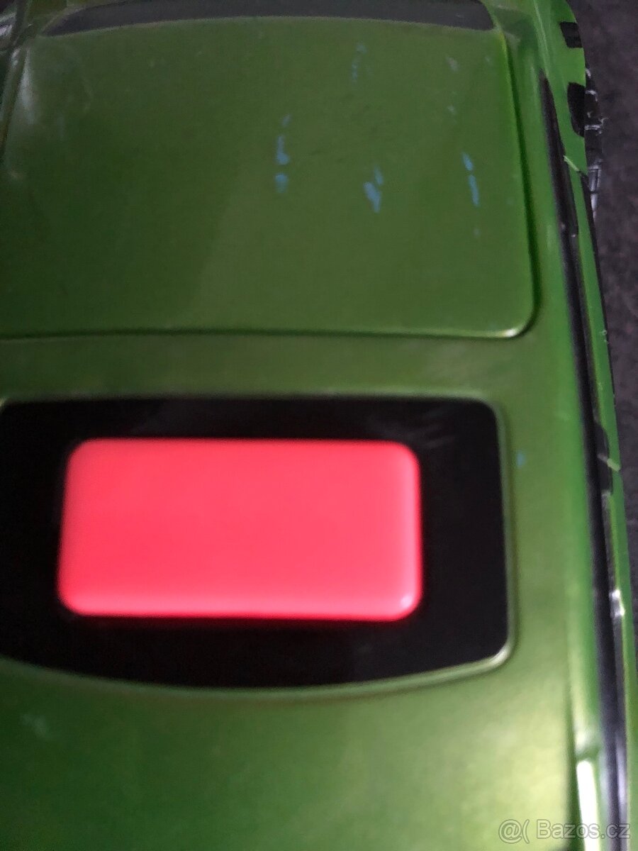 2x Auto - vydávající střelbu,zvuky,blikající - 5