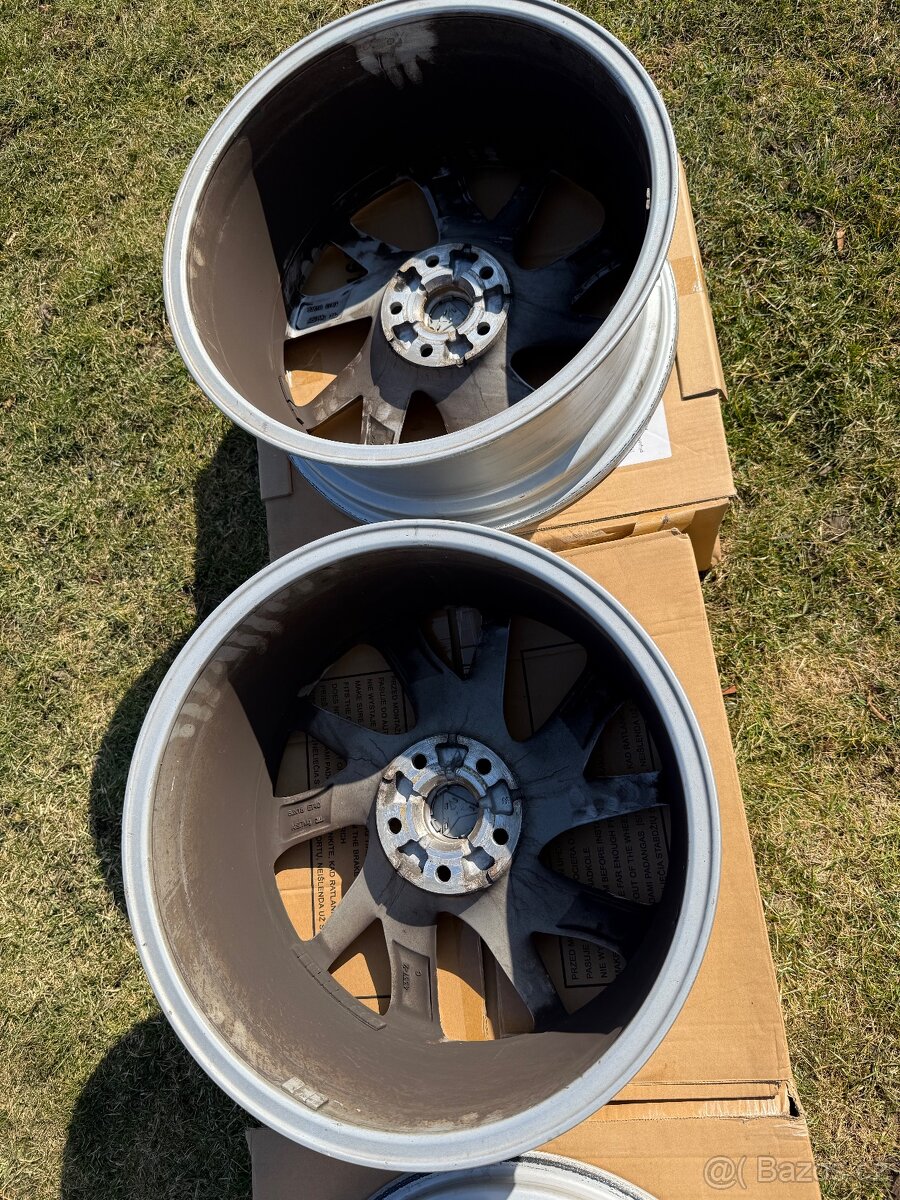 Originál Alu kola 5x112 r18 - 5
