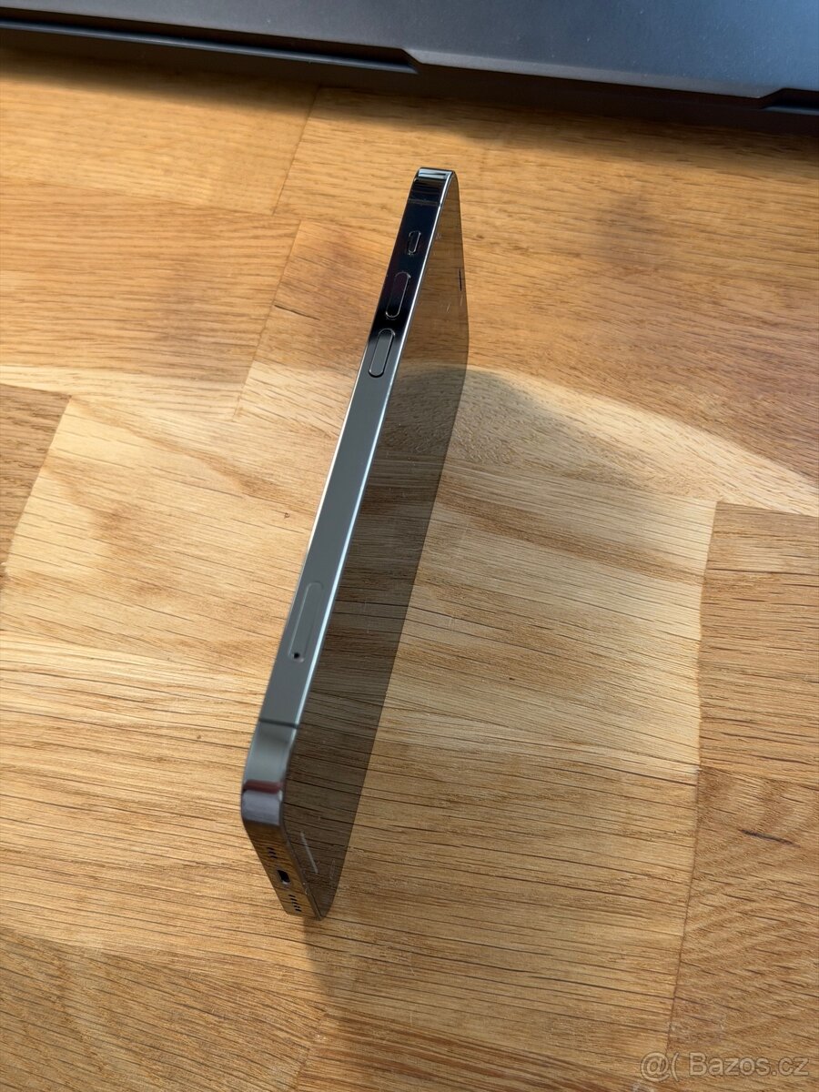 Apple iPhone 12 Pro 128GB (Graphite) - 5