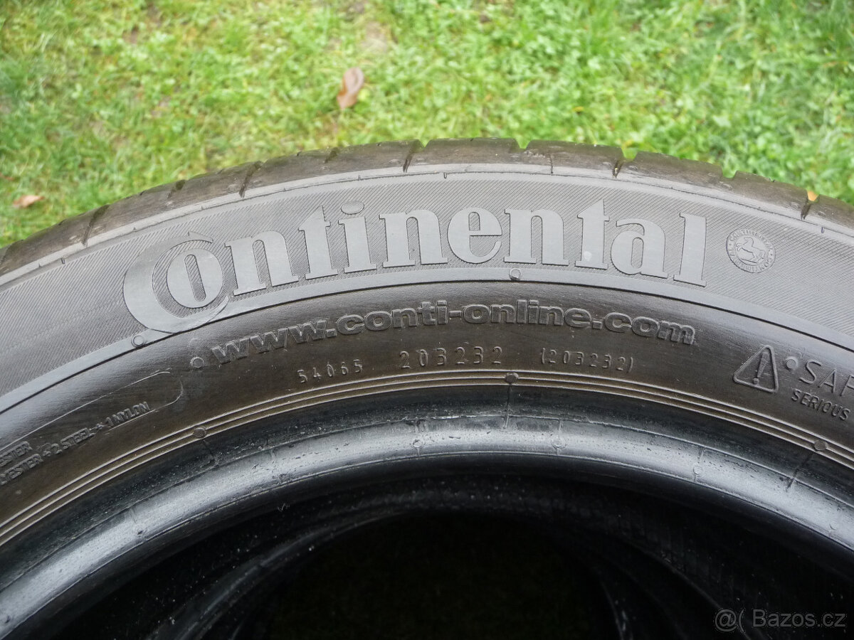 Pneu CONTINENTAL 195/55/R15 - 5