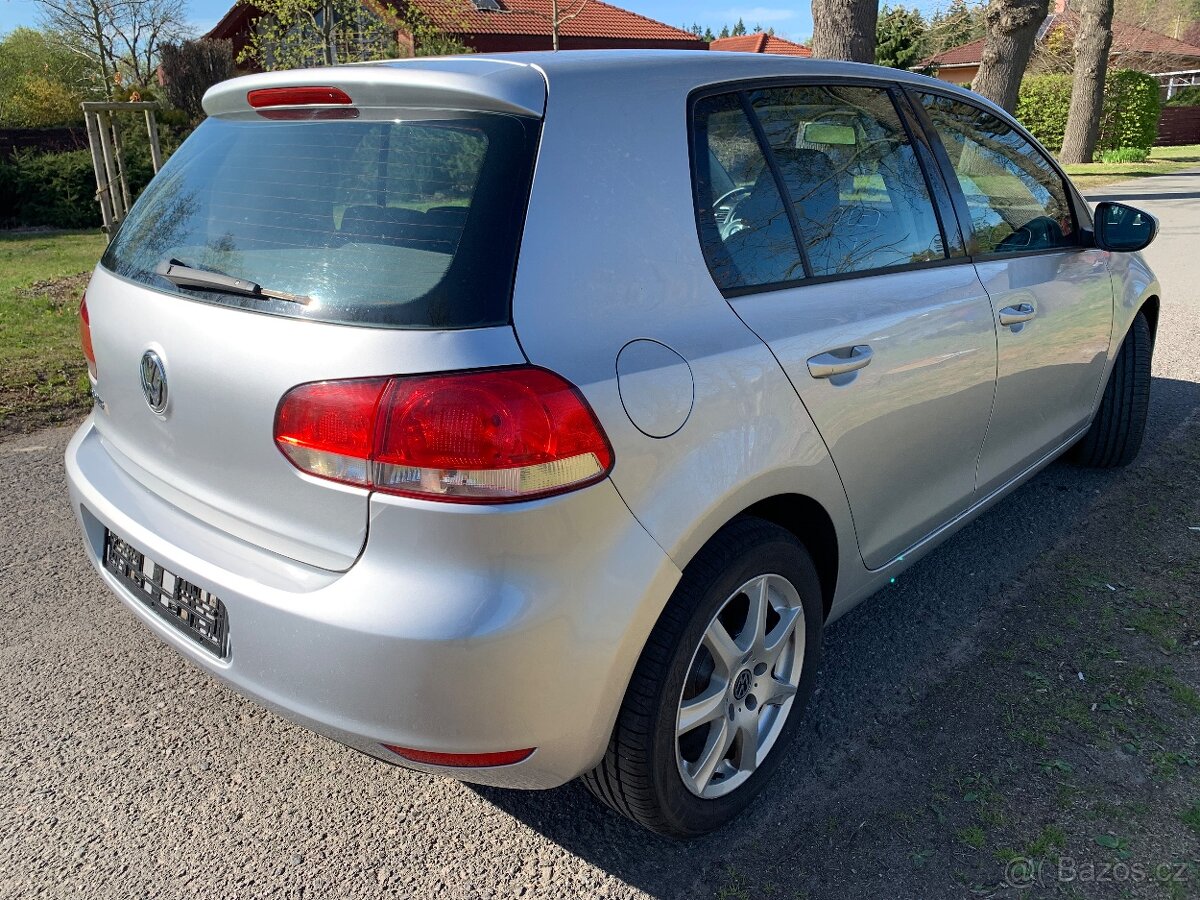 Volkswagen Golf 1.6 16V MPi 75kw - 5