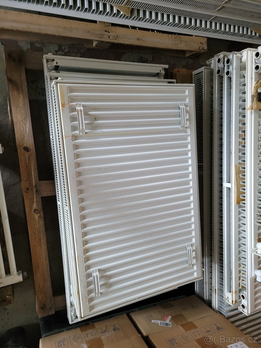 Prodám použité radiátory a žebříky - 5