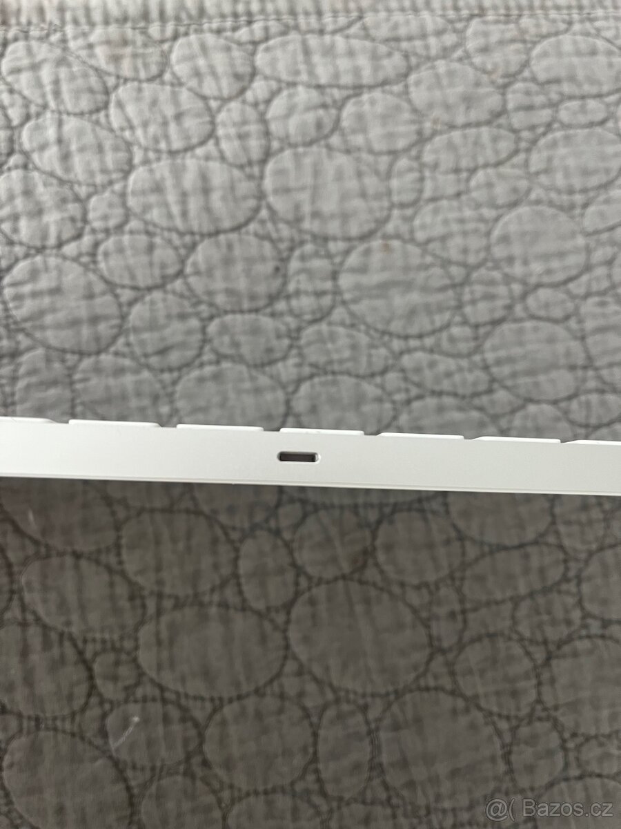 Klávesnice Apple Magic Keyboard International Layout - 5