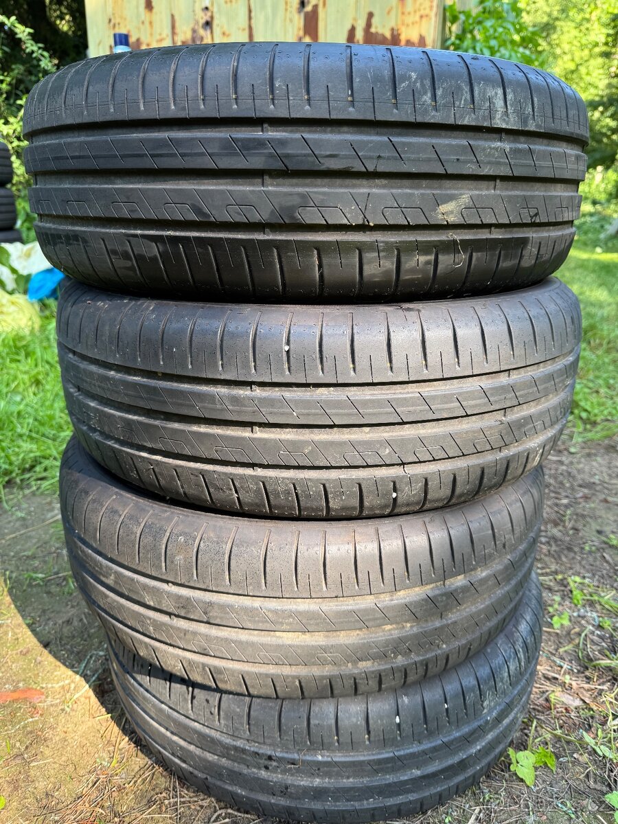 Letní Good&Year 195/55/16 DOT08/22 vzorek 6,4mm - 5