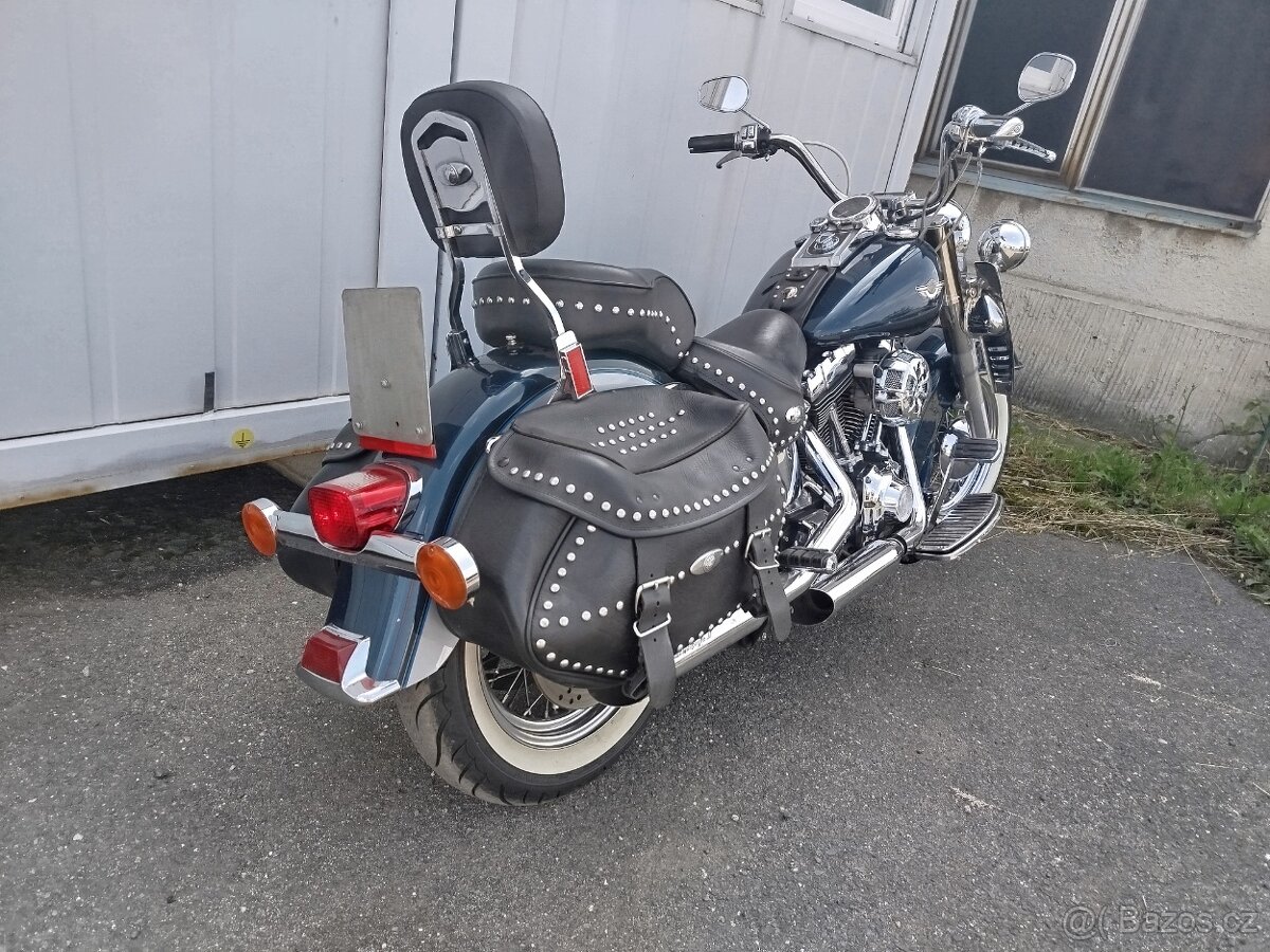 Harley Davidson heritage softail FLSTC - 5