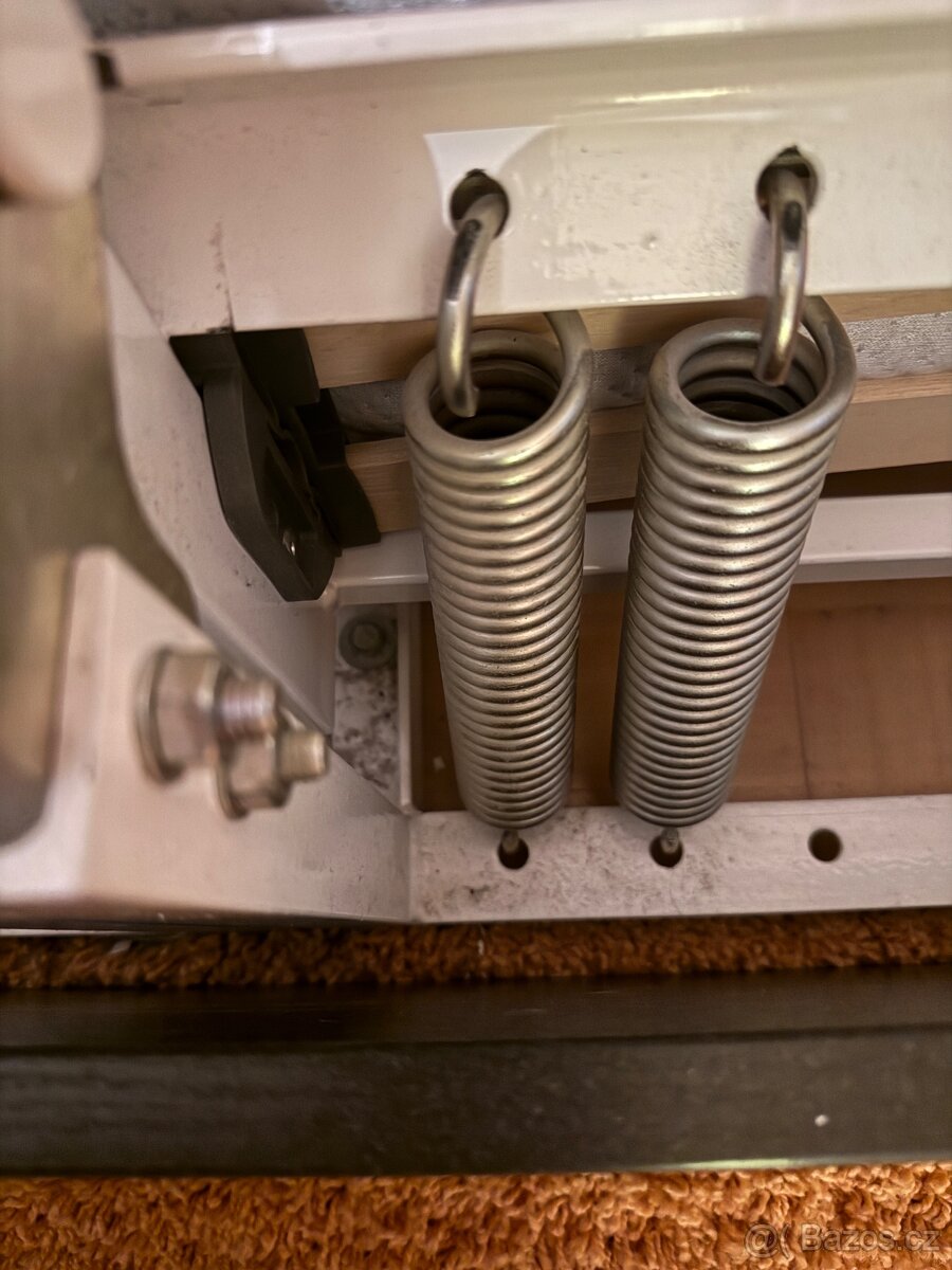 Sklápěcí postel - 5